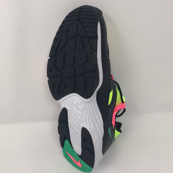 NIKE AIR Cross Training Size 12 - Picture 7 of 8